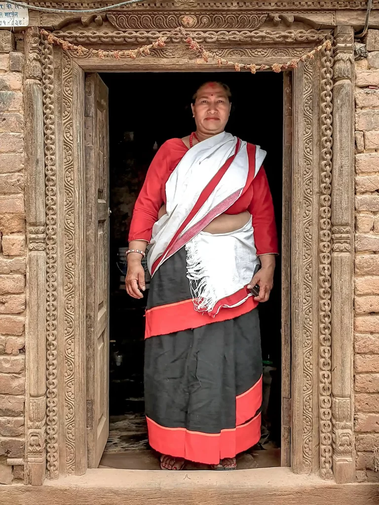 a women wearing newari traditional dress in kirtipur